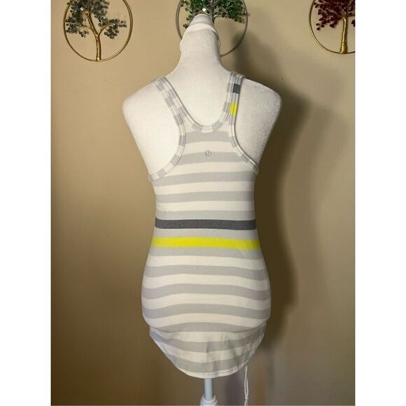 Lululemon Racerback Studio Stripe Tank Top Size 4 - Picture 6 of 6